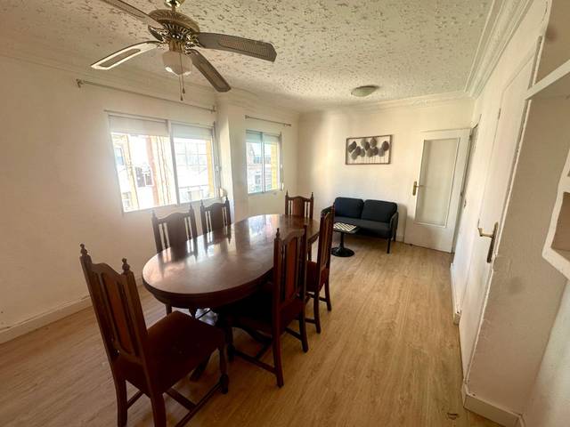 Piso en Venta en Calle PLATINO, DEL en Colonia Requena