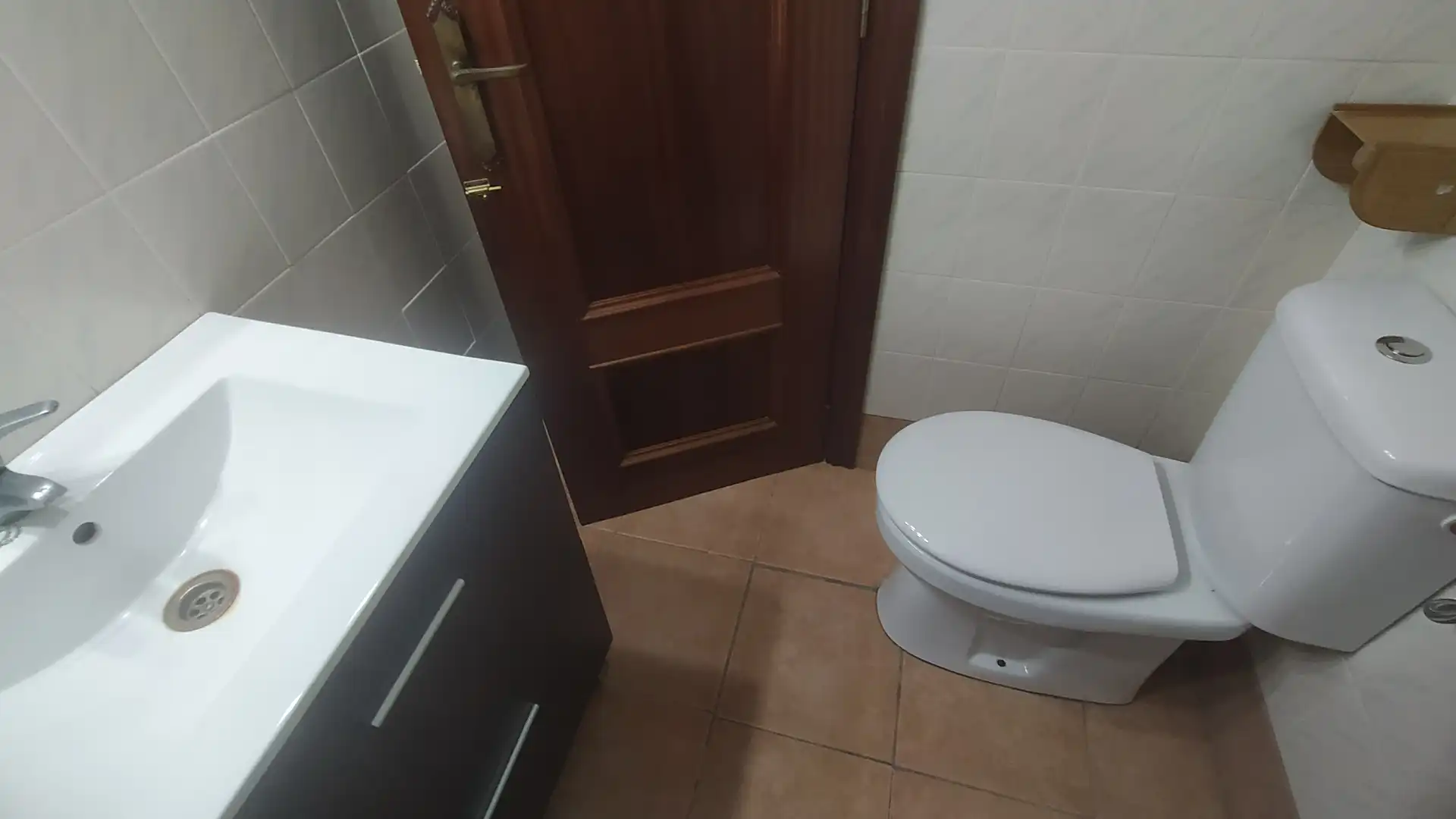 Bathroom of Flat for sale in Sueca  with Terrace and Furnished