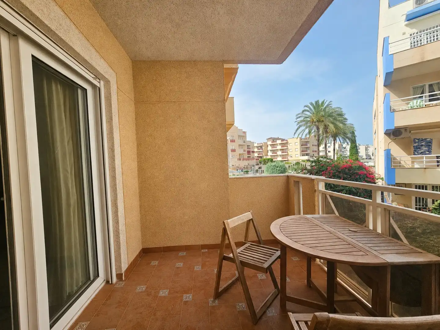 Terraza de Piso en venta en Orihuela con Calefacción y Piscina comunitaria