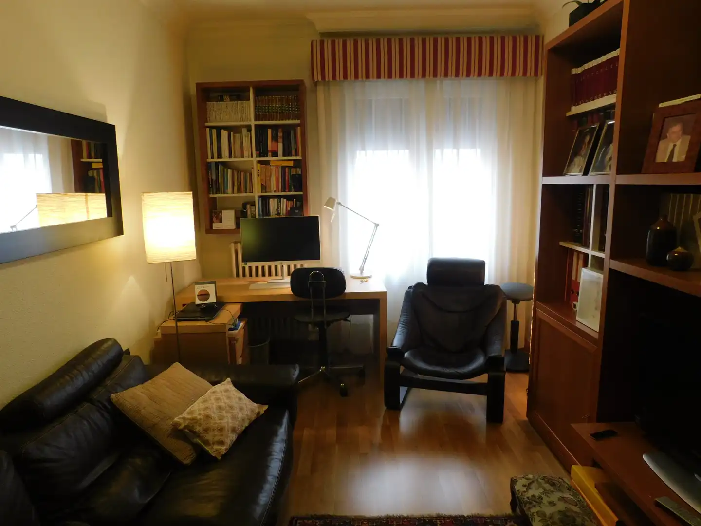 Living room of Flat for sale in  Pamplona / Iruña  with Heating, Furnished and Oven