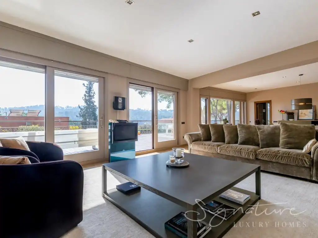 Sala de estar de Casa o chalet en venta en Sant Cugat del Vallès con Calefacción, Jardín privado y Terraza