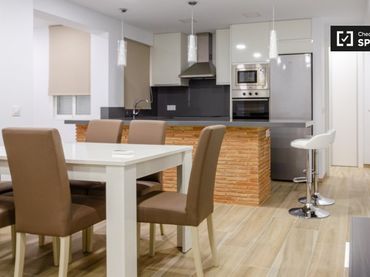 Piso con balcón en alquiler en Poblats Marítims