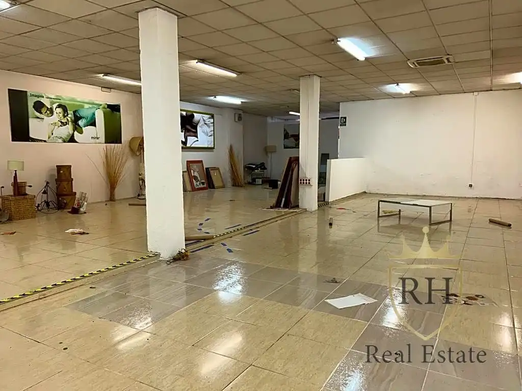 Locale commerciale in affitto a Llevant, imagen 8