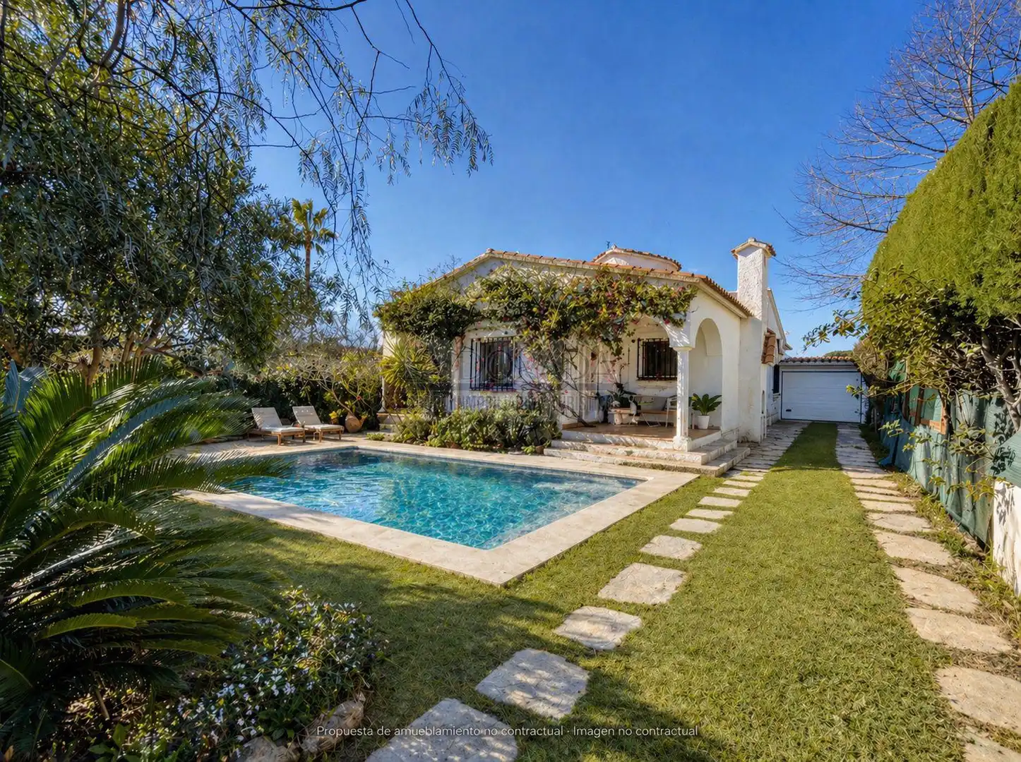 Garden of Houses for sale in Cambrils  with Air Conditioner, Heating and Private garden