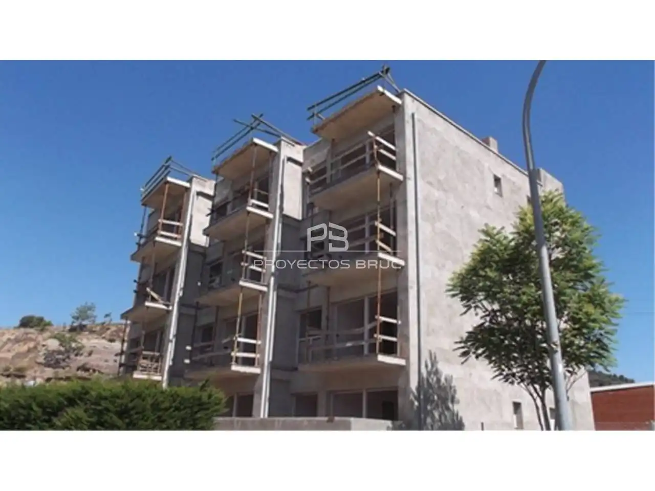 Mixt residencial en venda a Calle Josep Potellas