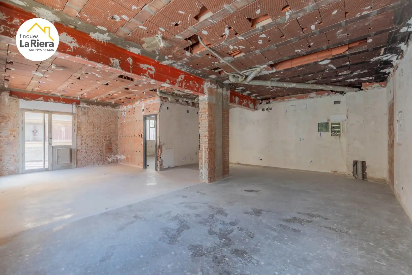 Local comercial en venda a Carrer ANNA MARIA RAVELL, imagen 3