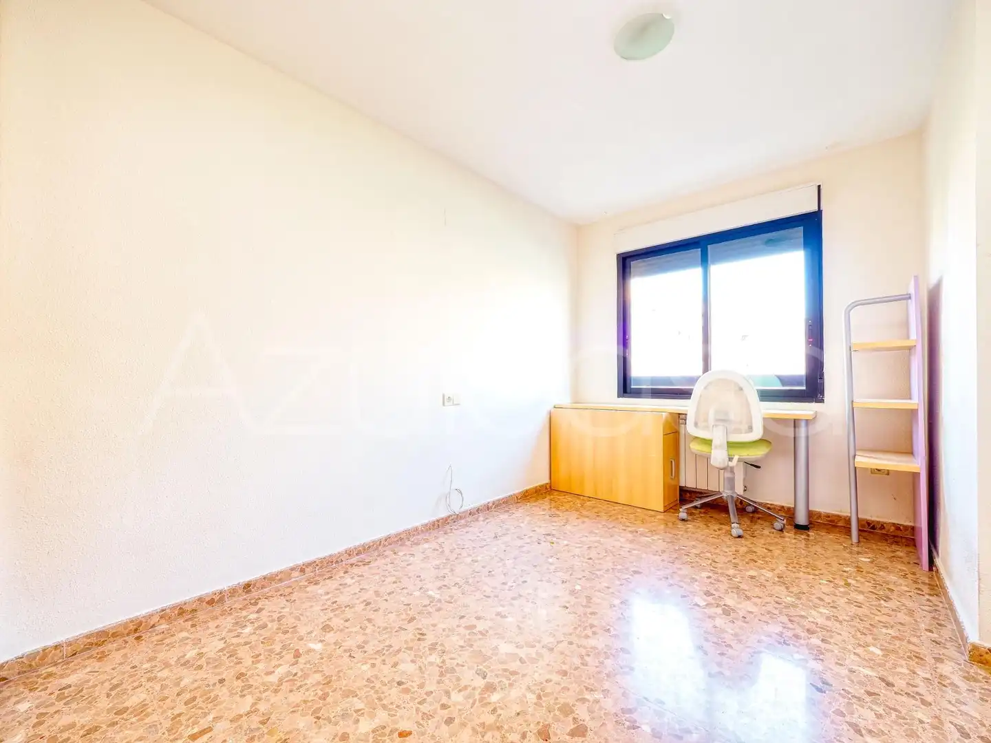 Sala d'estar de Pis en venda en Alicante / Alacant amb Calefacció, Terrassa i Traster