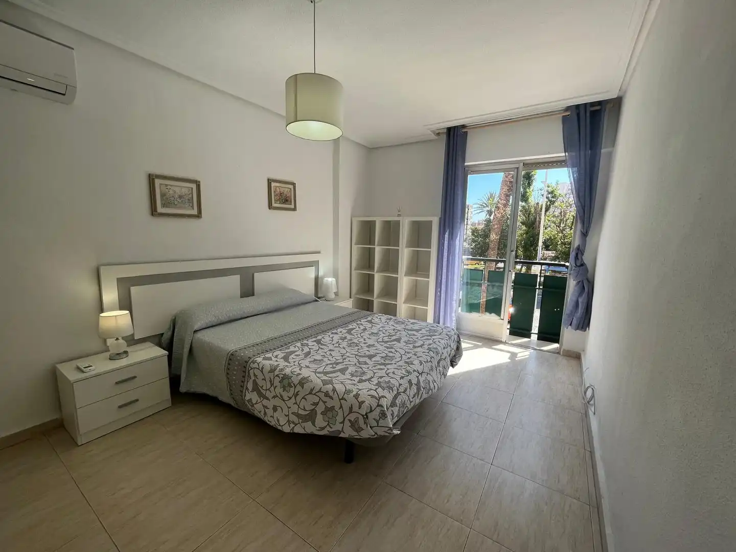 Bedroom of Flat for rent in Cartagena  with Air Conditioner, Furnished and Balcony