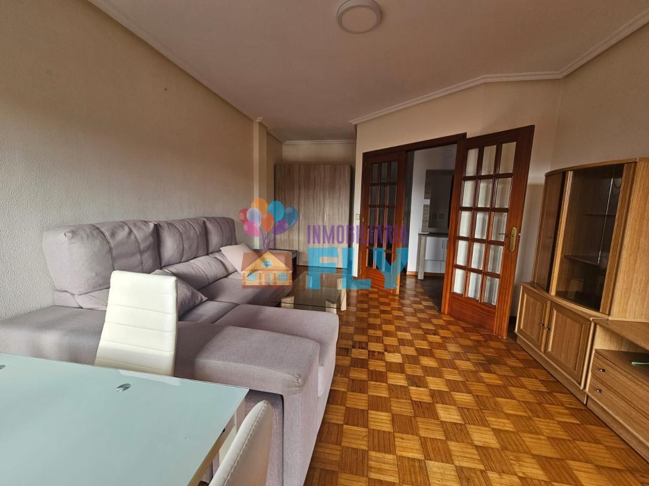 Living room of Flat for sale in Ourense Capital   with Heating, Parquet flooring and Storage room