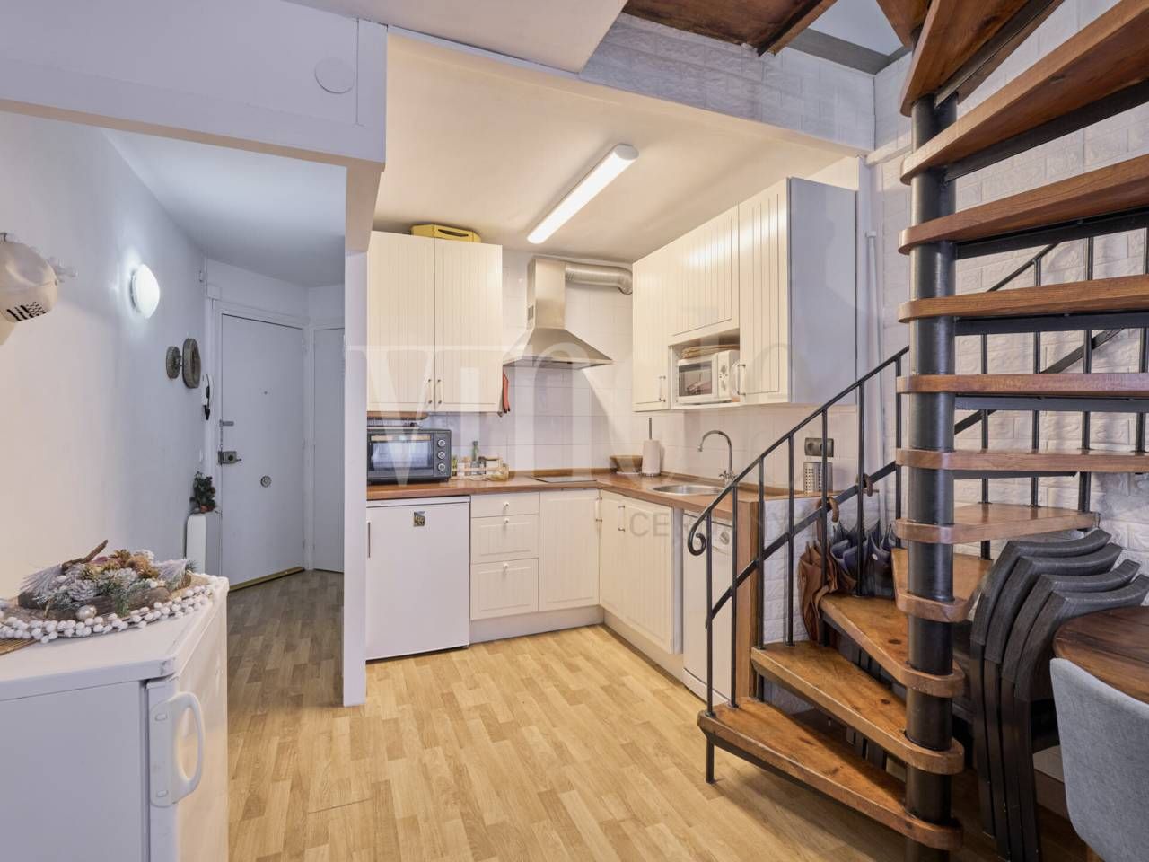 Kitchen of Duplex for sale in Alp  with Heating, Parquet flooring and Storage room