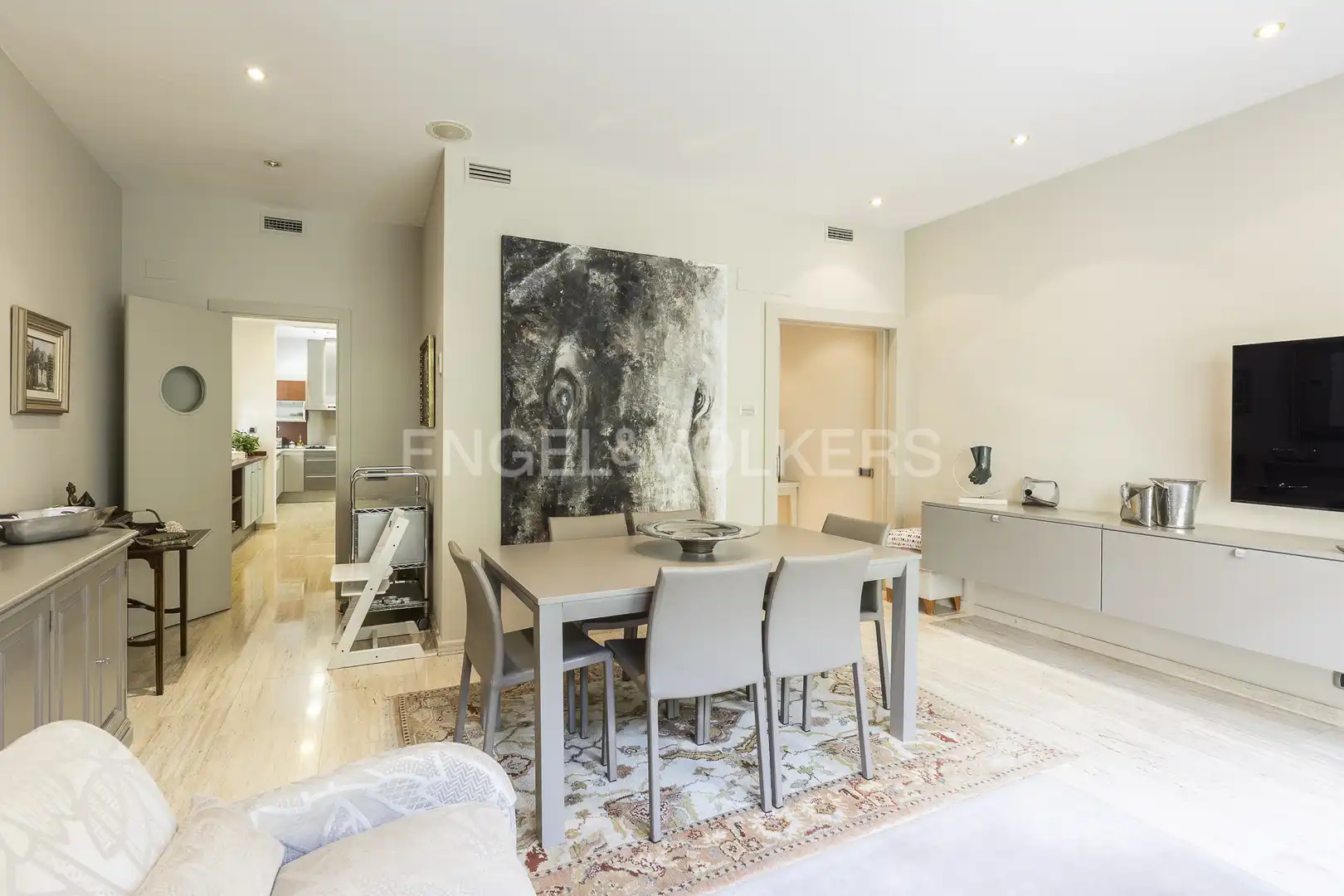 Comedor de Casa o chalet en venta en Barcelona con Aire acondicionado, Calefacción y Jardín privado