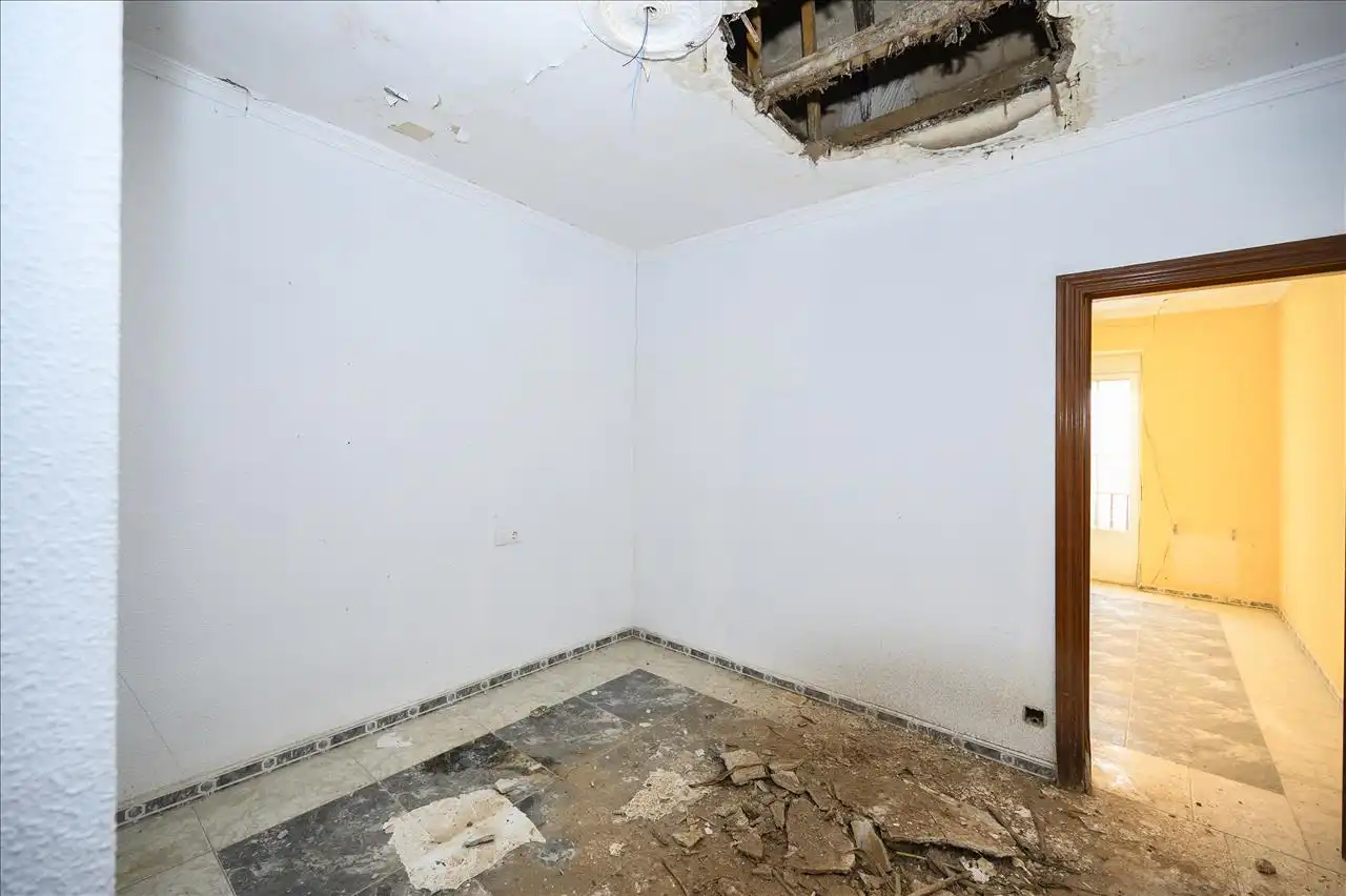 Casa adosada en venda en Villatobas amb Traster