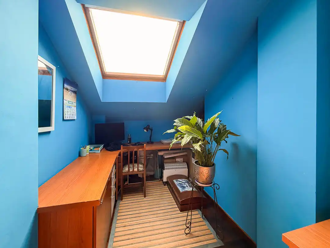 Habitación de Piso en venta en Santa Cruz de Bezana con Calefacción, Terraza y Trastero