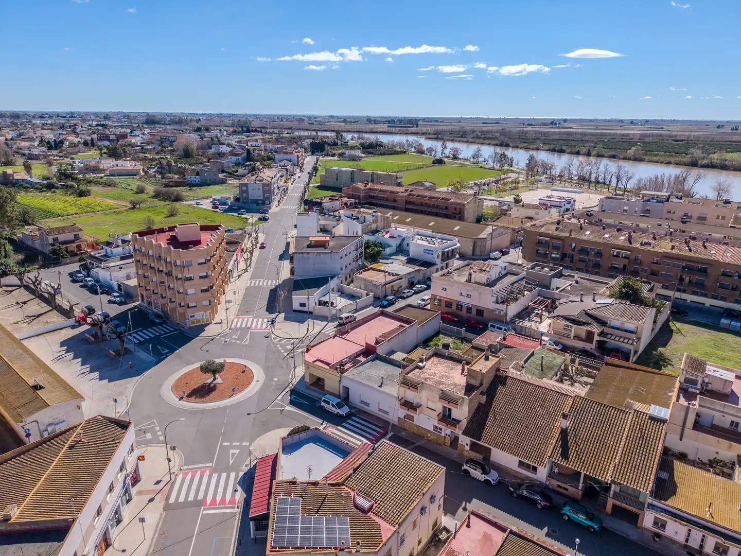 Vista exterior de Casa o chalet en venta en Deltebre con Calefacción, Terraza y Trastero