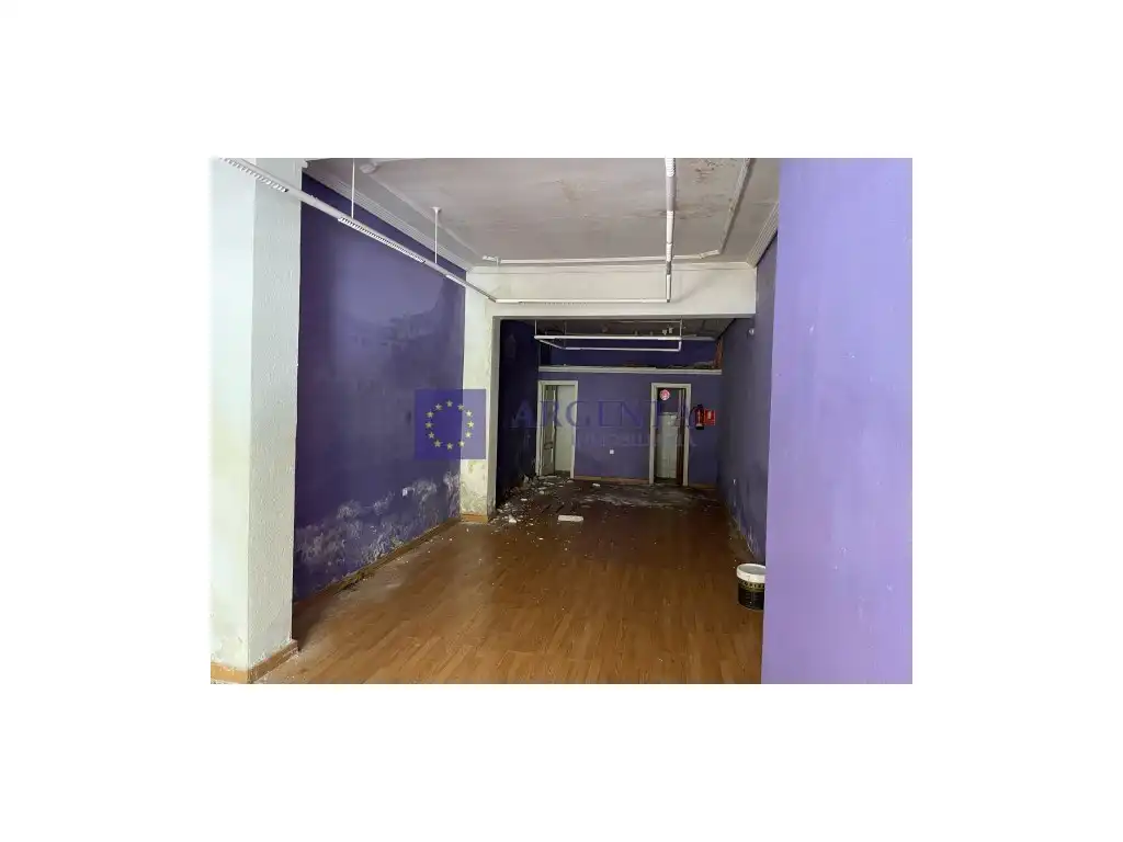 Local comercial en venda a Calle Doctor Fleming