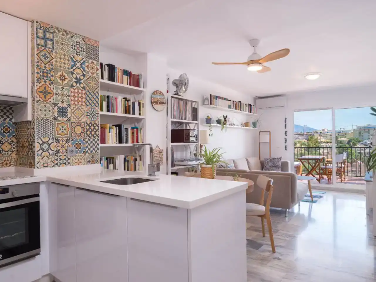 Kitchen of Flat for sale in Mijas  with Air Conditioner, Storage room and Swimming Pool