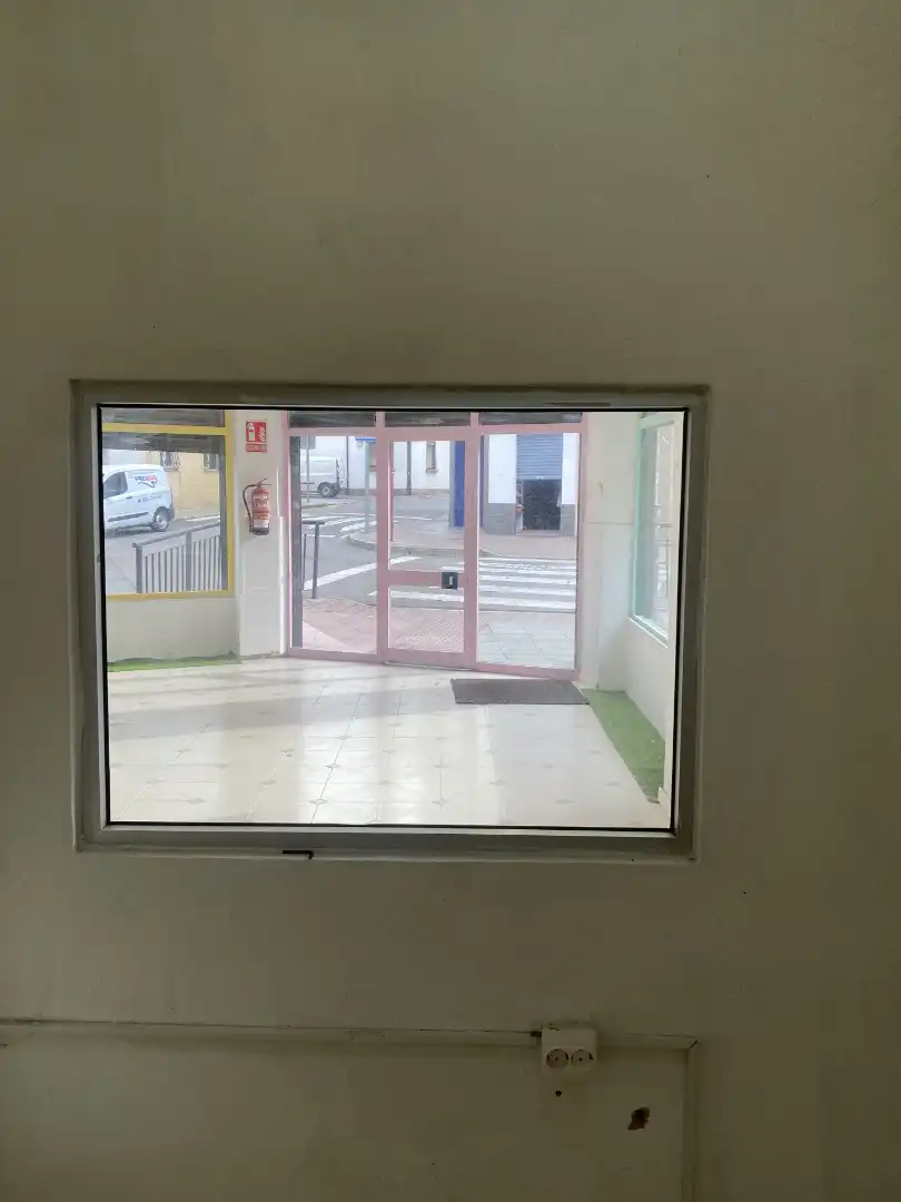 Local comercial en alquiler en Calle Auseva 6D, imagen 9
