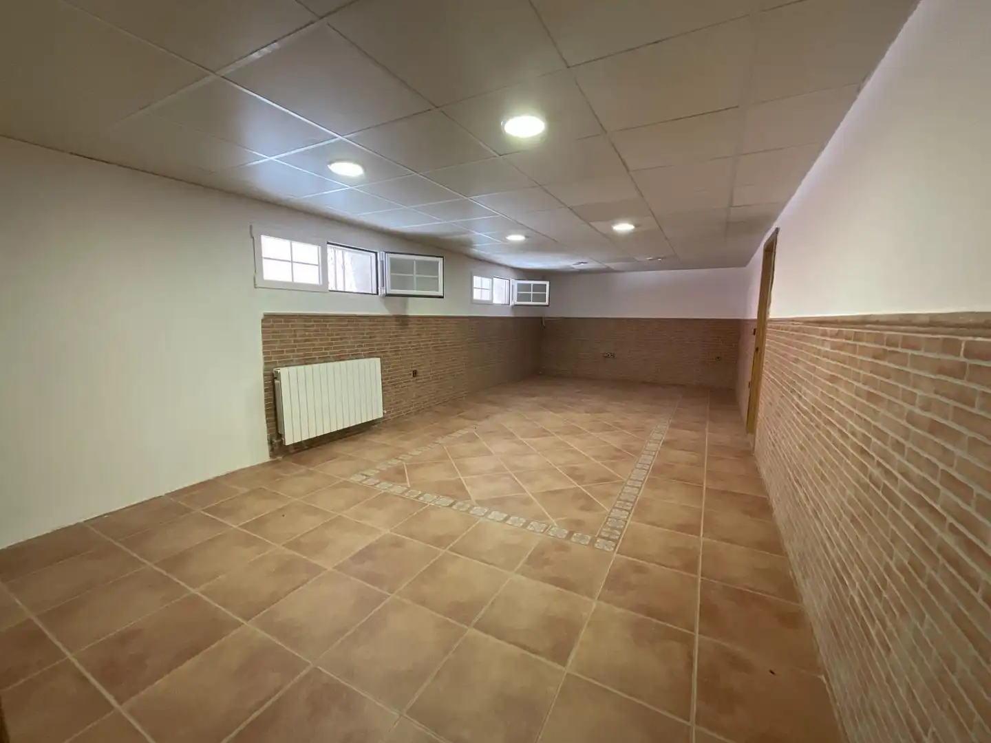 Einfamilien-Reihenhaus zum Verkauf in Villaluenga de la Sagra mit Klimaanlage und Heizung