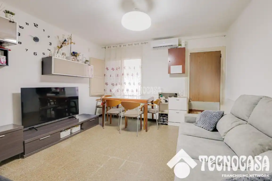 Casa aparellada amb terrassa en venda a Premià de Dalt, imagen 4