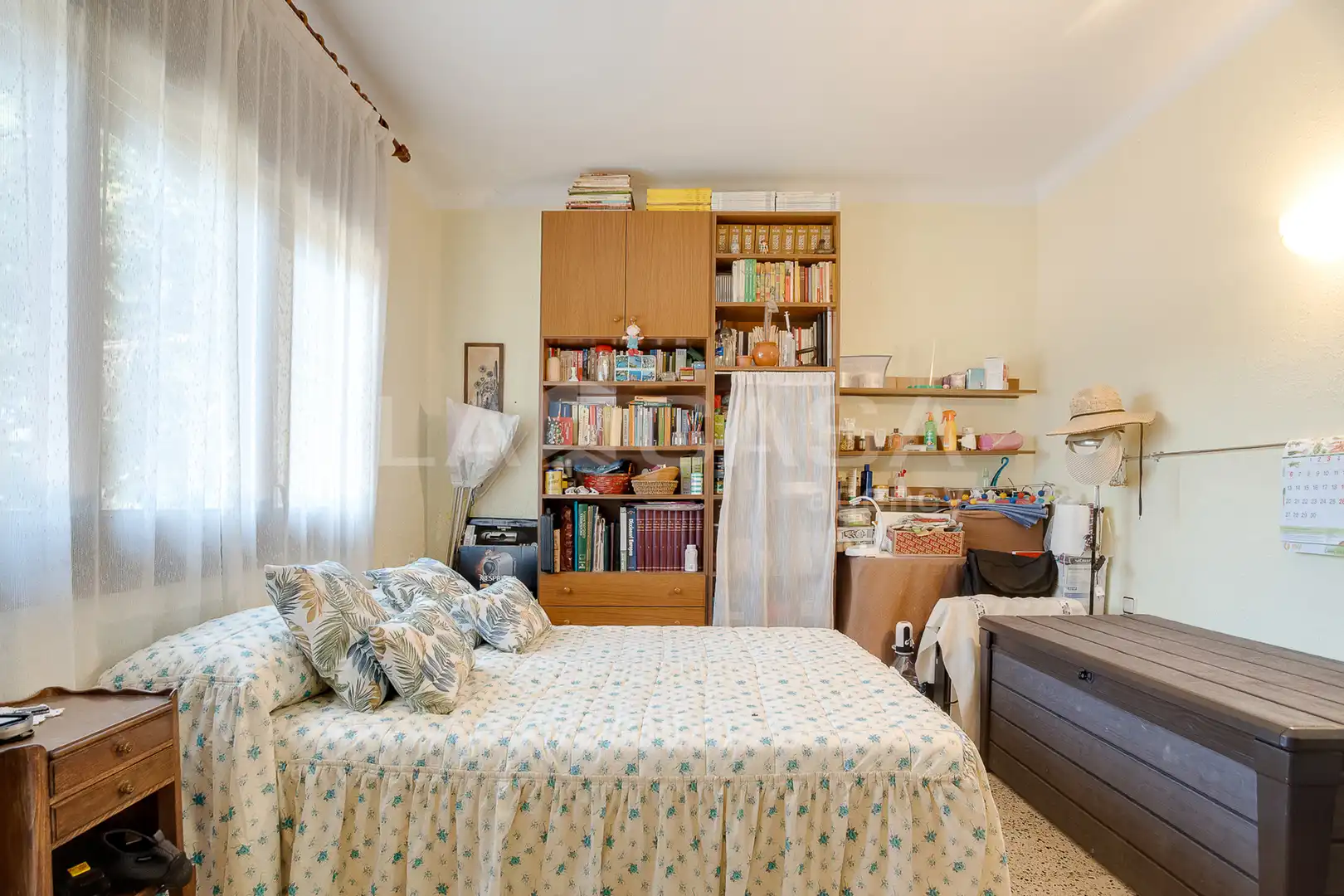 Dormitori de Casa o xalet en venda en Llinars del Vallès amb Jardí privat, Forn i Internet