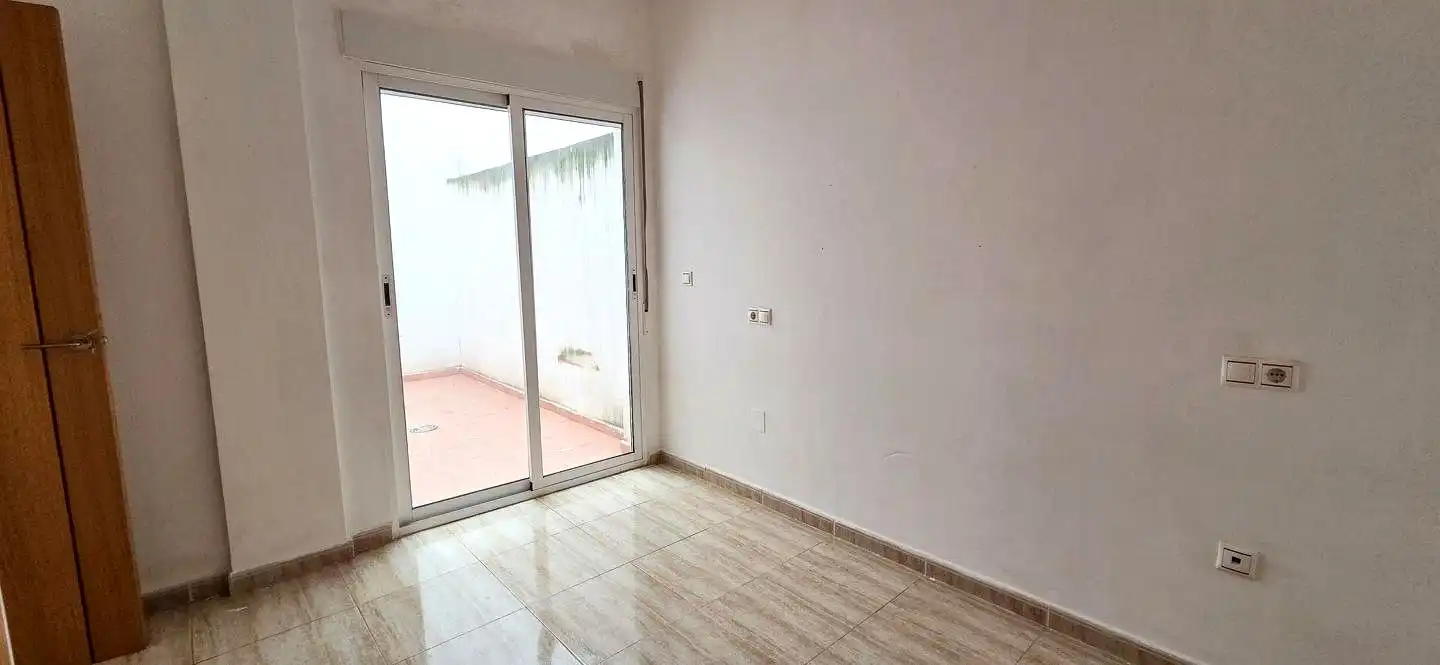 Terraza de Piso en venta en Almoradí con Balcón y Piscina comunitaria