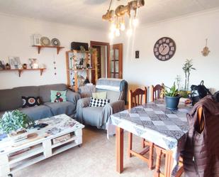 Living room of Attic for sale in Mollet del Vallès  with Heating, Terrace and Furnished