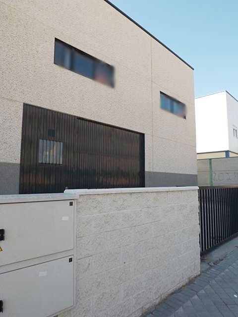 Industrial buildings to rent in Valdepelayo - Montepinos - Arroyo Culebro