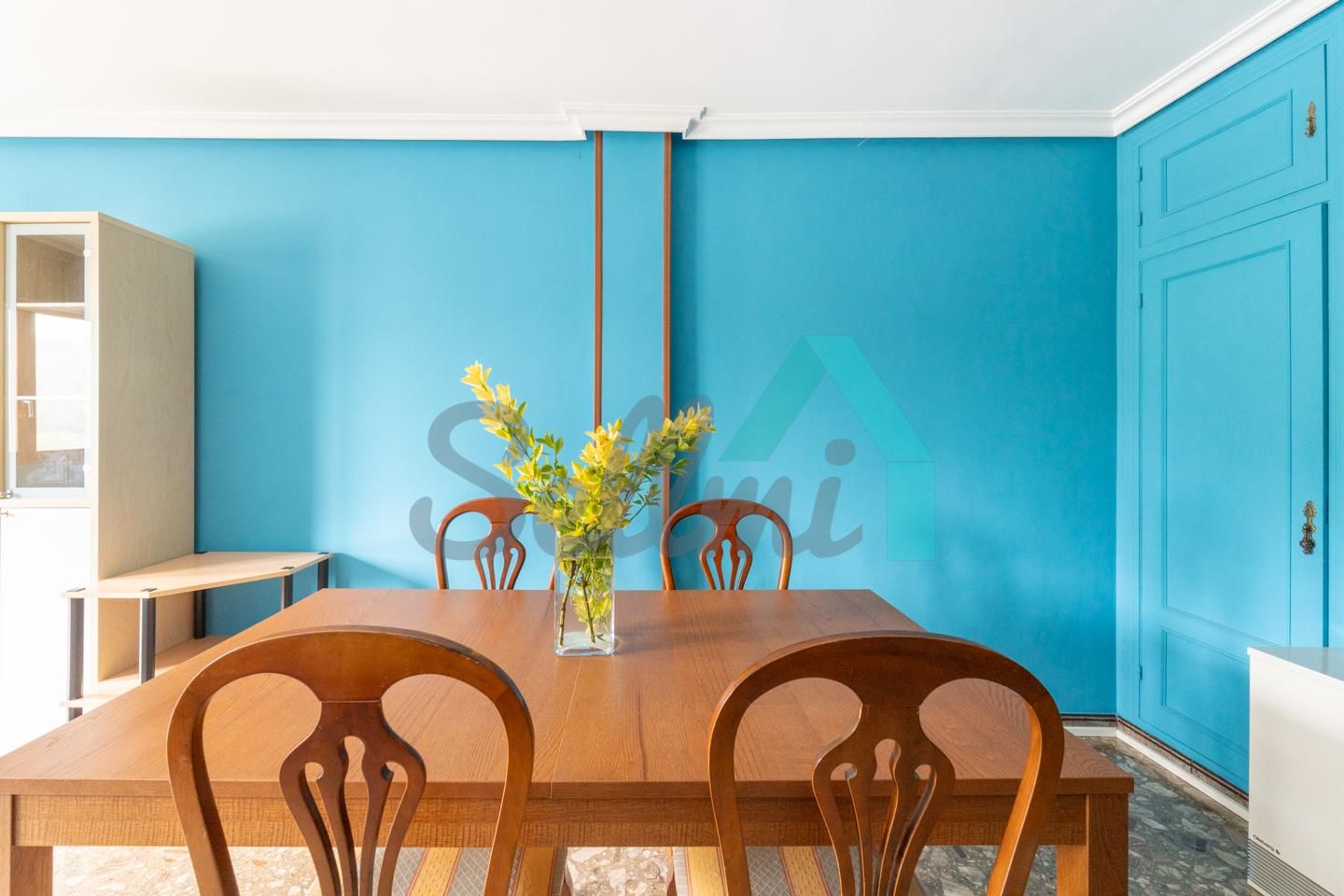 Menjador de Pis en venda en Allande amb Calefacció, Terrassa i Traster