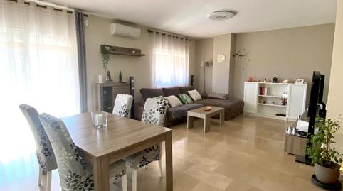 Foto 3 de Casa adosada en venda a Font Pudenta, Montcada i Reixac