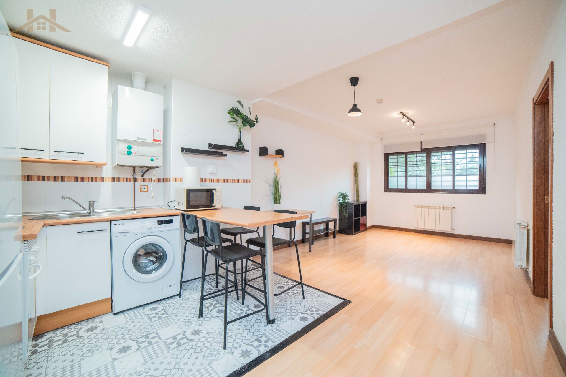 Kitchen of Flat for sale in El Escorial  with Heating, Oven and Washing machine