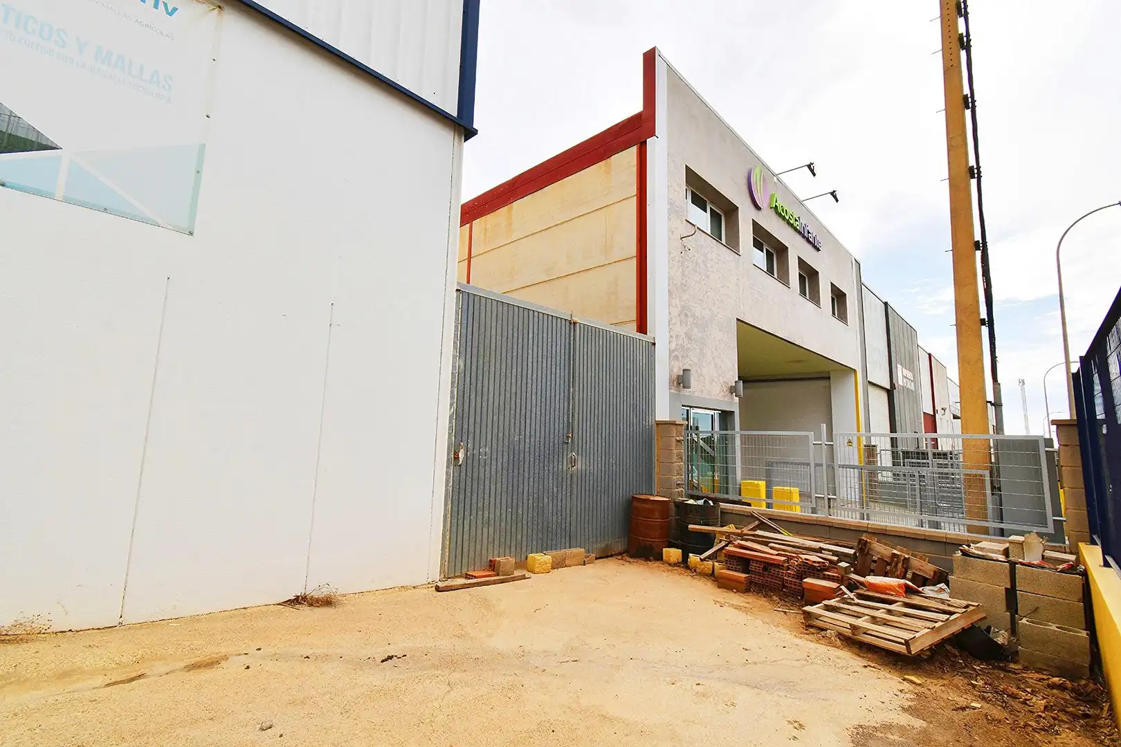 Nave industrial in vendita a Santa María del Águila, imagen 9