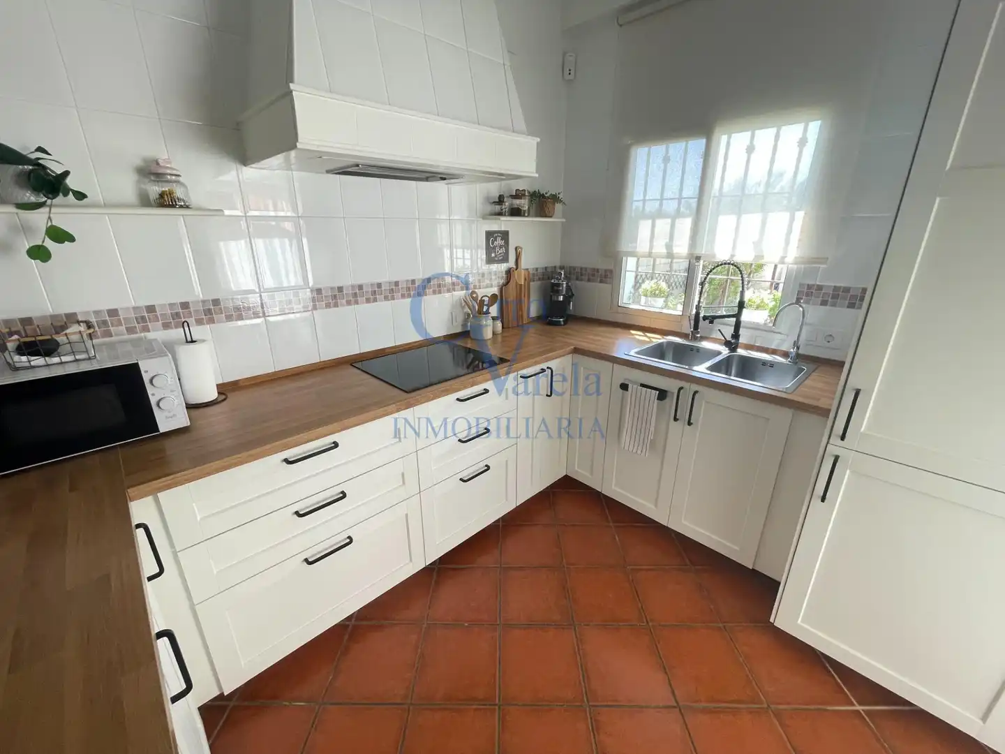Kitchen of Country homes for sale in Dos Hermanas  with Air Conditioner, Heating and Private garden