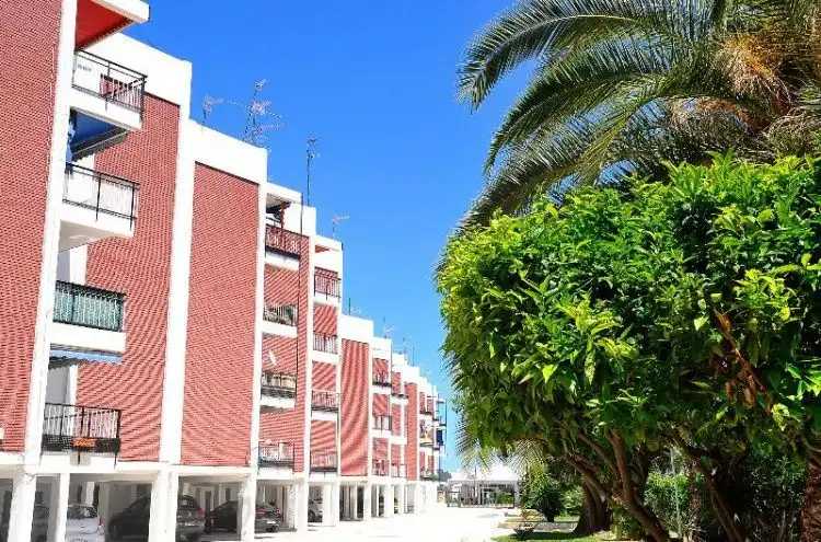 Apartamento con ascensor en venta en Montañar - El Arenal