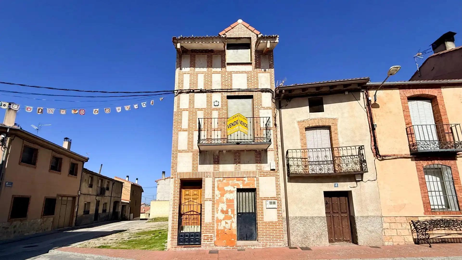 Vista exterior de Casa o chalet en venta en Lastras de Cuéllar con Calefacción, Jardín privado y Terraza