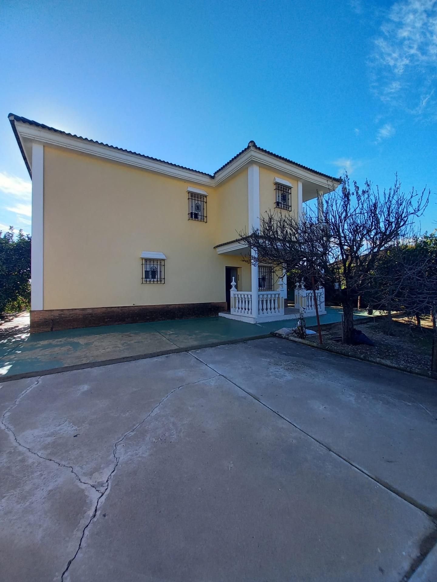 Exterior view of House or chalet for sale in  Córdoba Capital  with Private garden, Terrace and Balcony