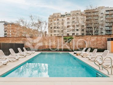 Apartament amb piscina de lloguer a Carrer de Morales