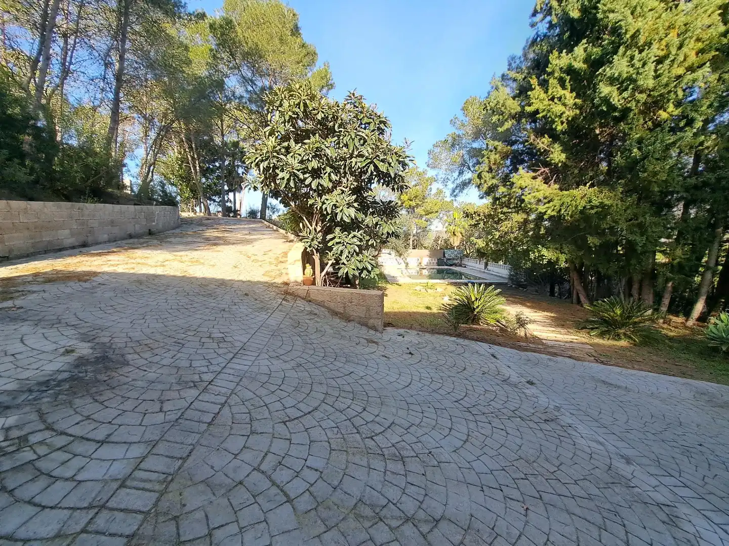 Außenansicht von Haus oder Chalet zum Verkauf in Alzira mit Klimaanlage, Privatgarten und Terrasse