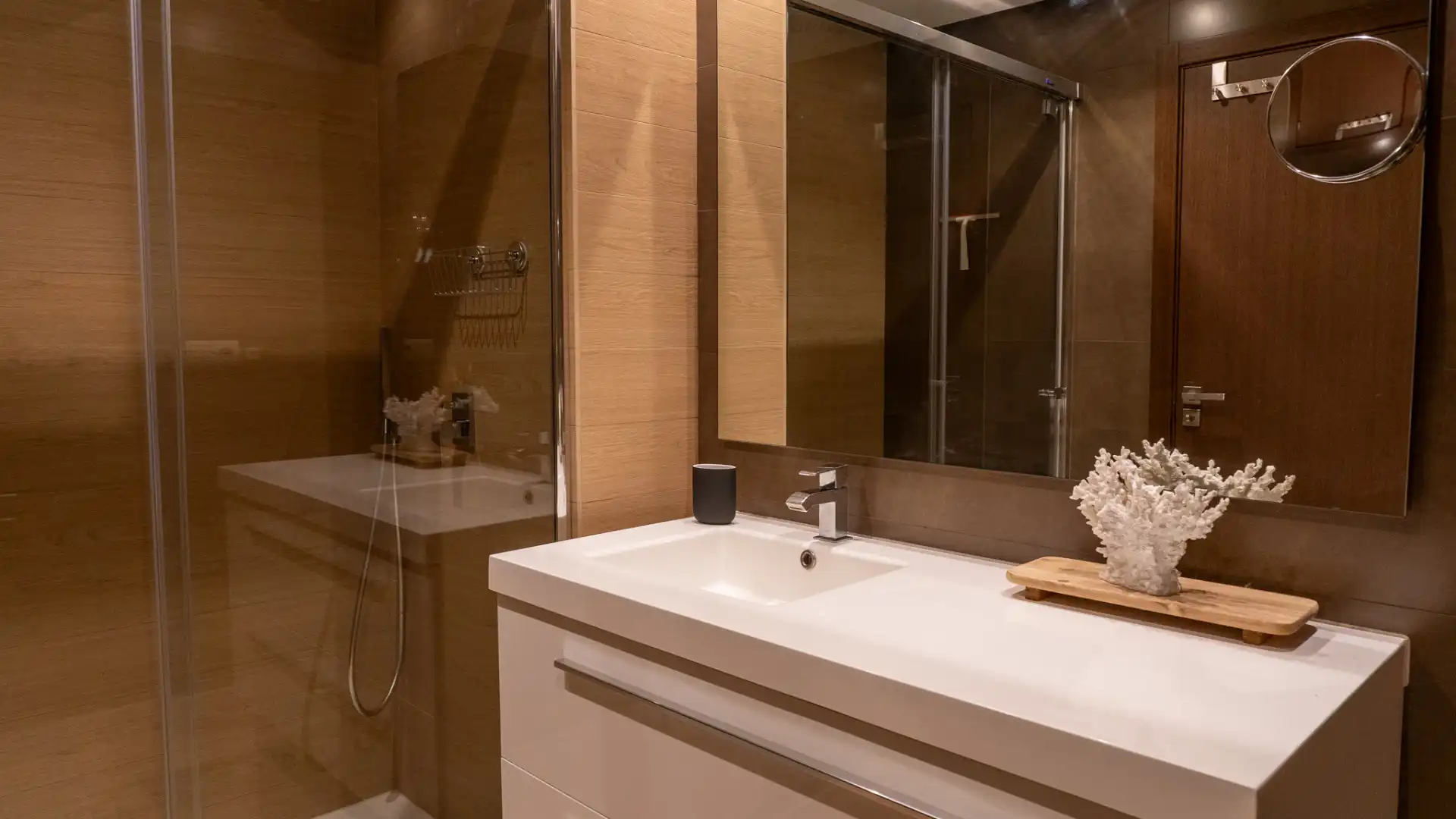 Baño de Planta baja en venta en Benahavís con Aire acondicionado, Terraza y Trastero