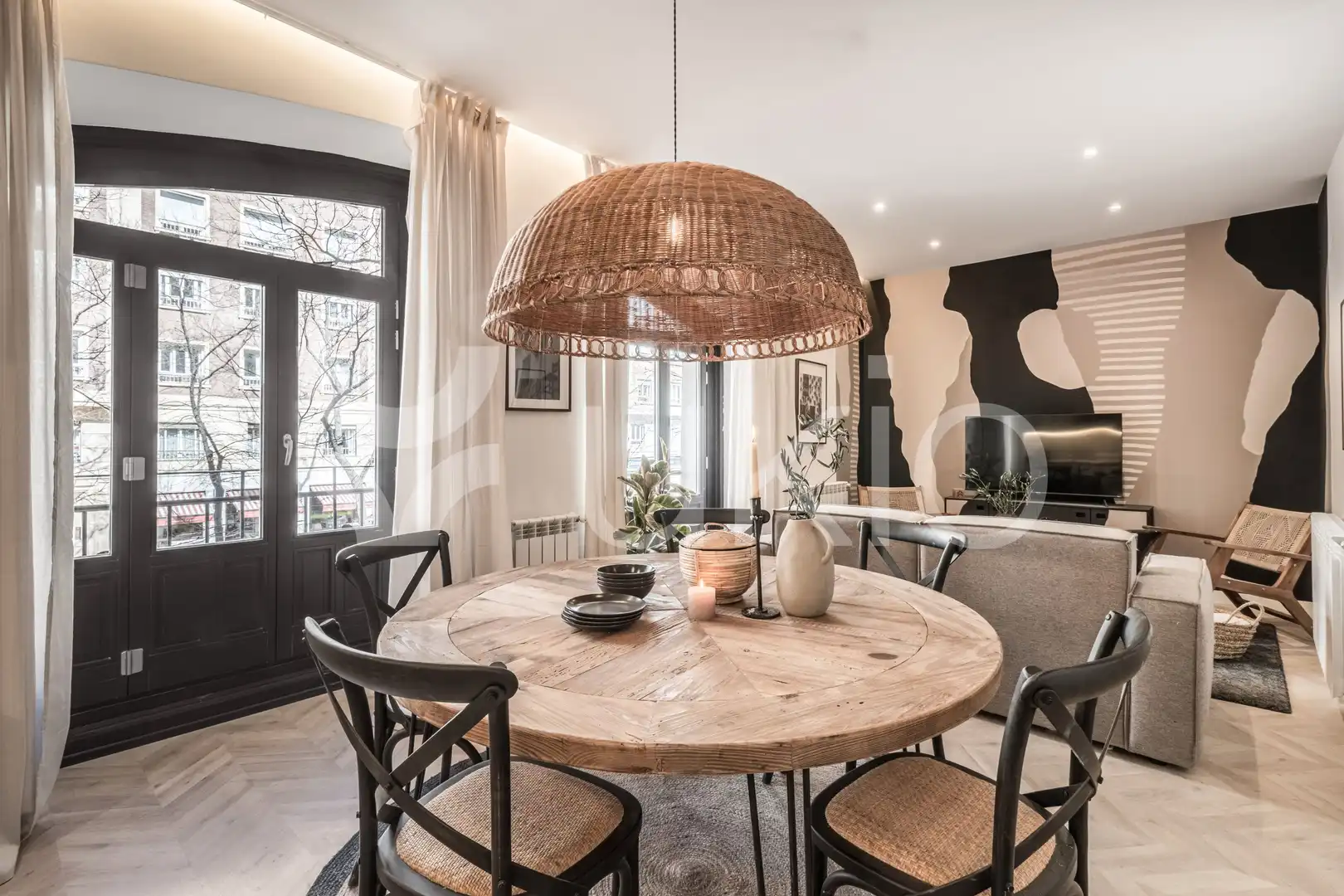 Comedor de Apartamento de alquiler en Madrid con Aire acondicionado, Calefacción y Amueblado