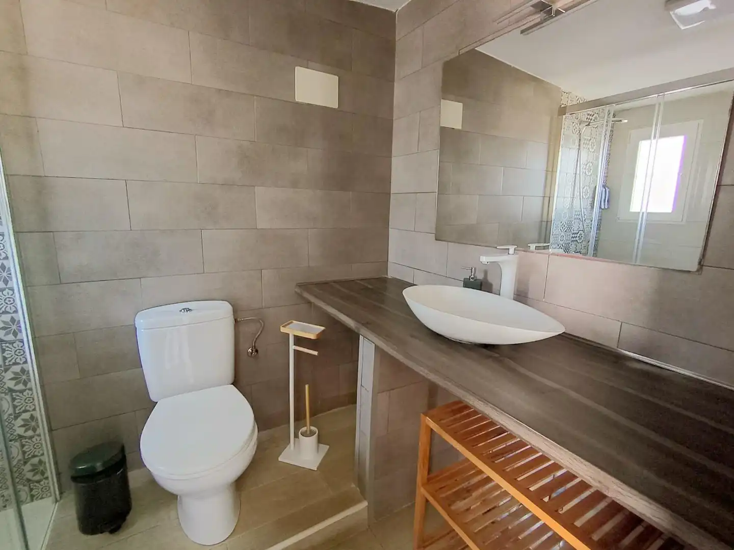 Bathroom of Houses for sale in Deltebre