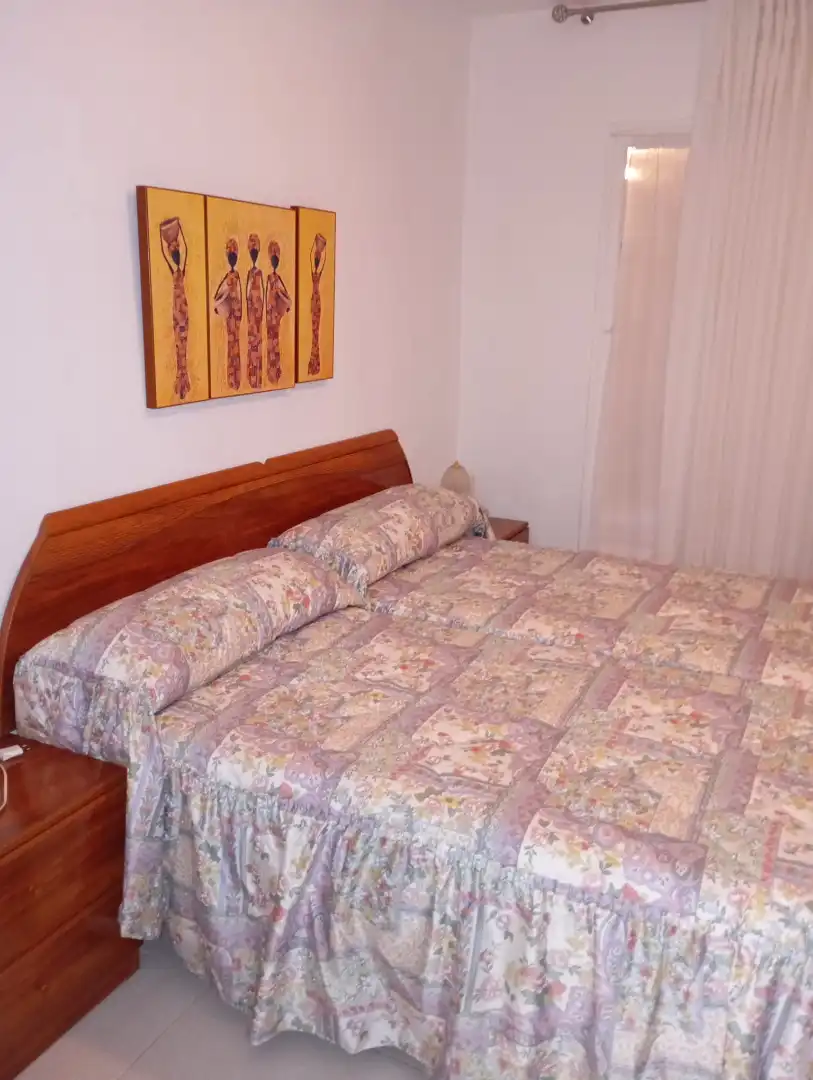 Schlafzimmer von Einfamilien-Reihenhaus zum Verkauf in Lécera mit Abstellraum, Möbliert und Ofen