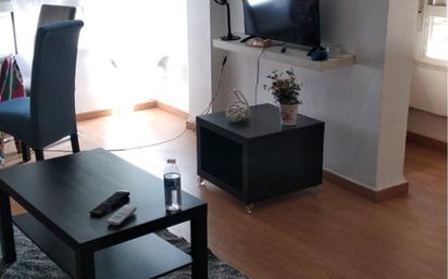 Sala d'estar de Pis en venda en Badajoz Capital amb Aire condicionat, Moblat i Balcó