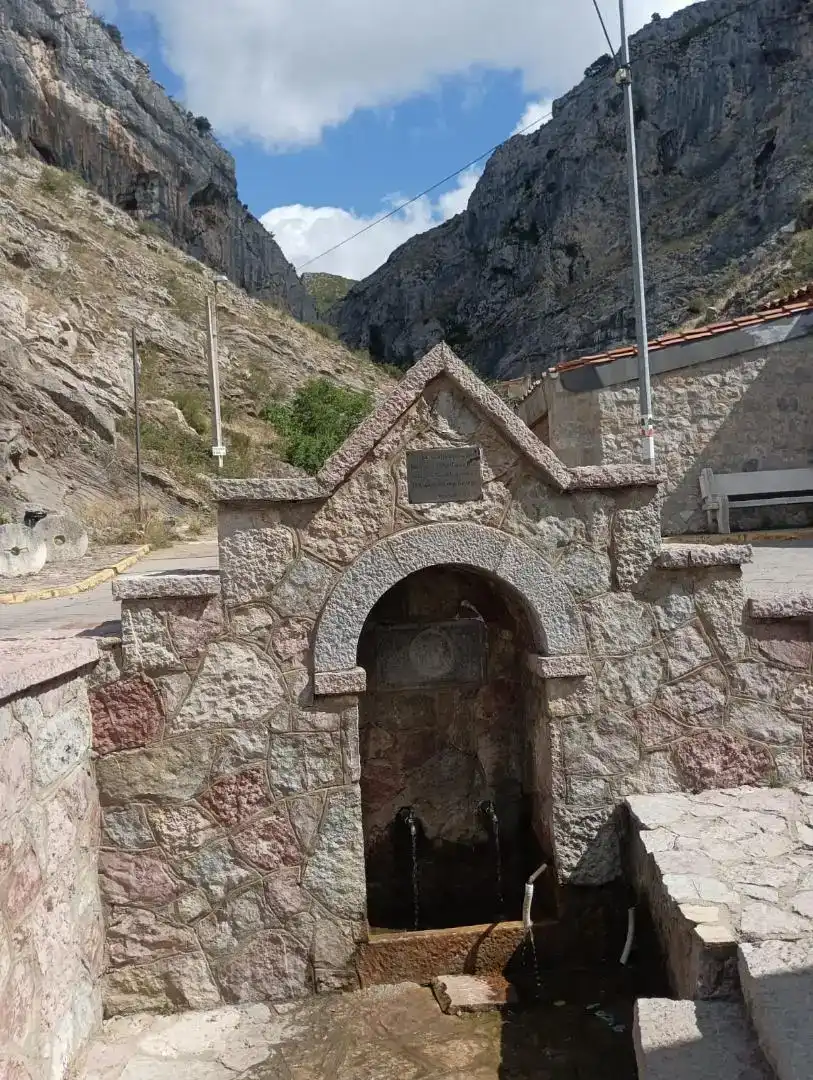 Planta baja en venta en La Pola de Gordón 