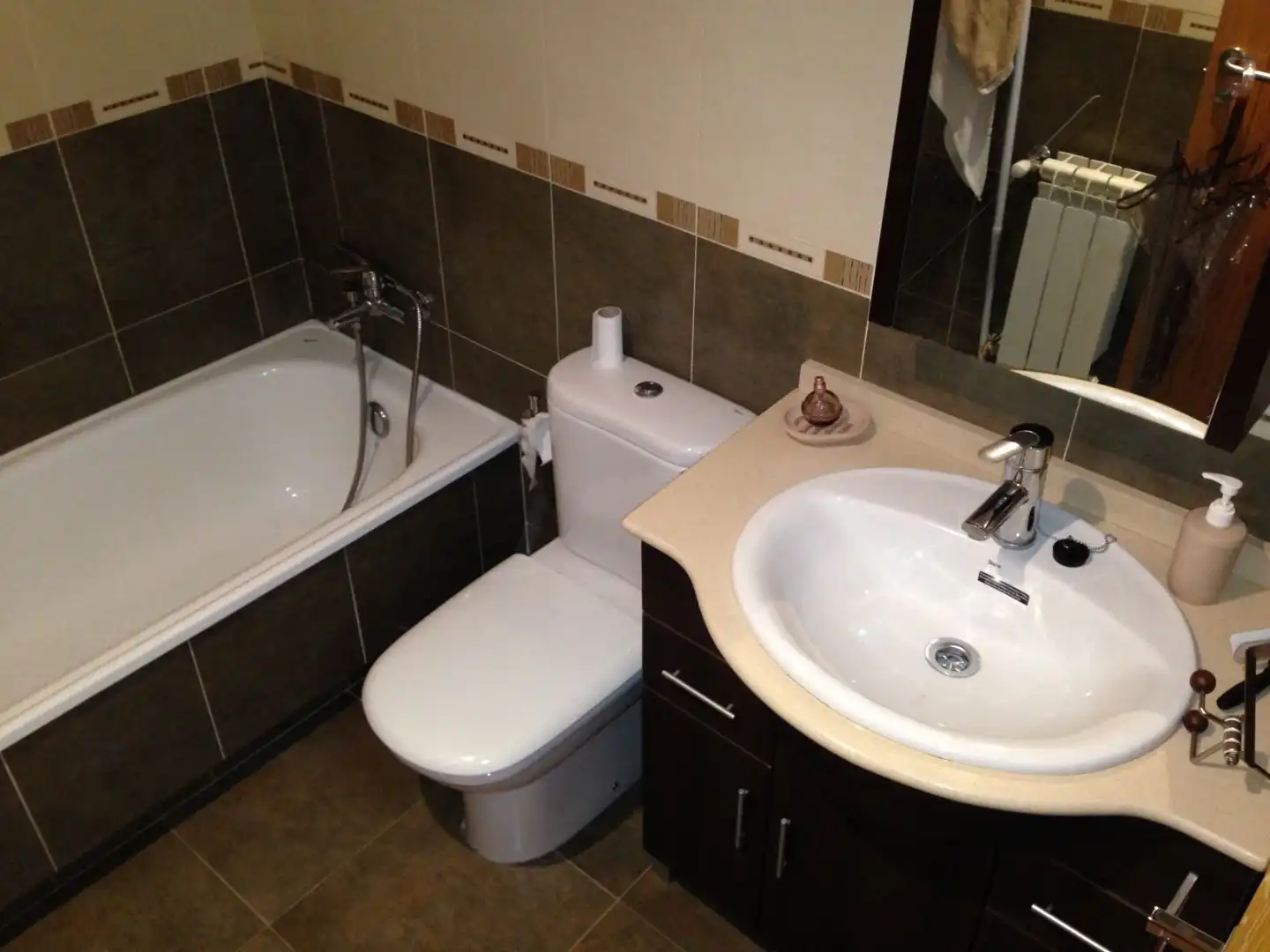 Bathroom of Flat for rent in Castiñeiriño - Cruceiro de Sar