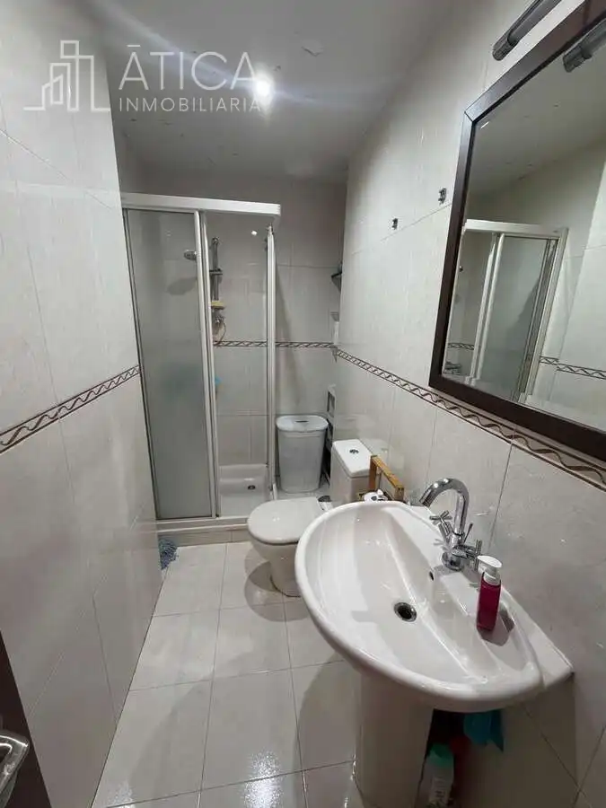 Baño de Dúplex de alquiler en Salamanca con Calefacción y Amueblado