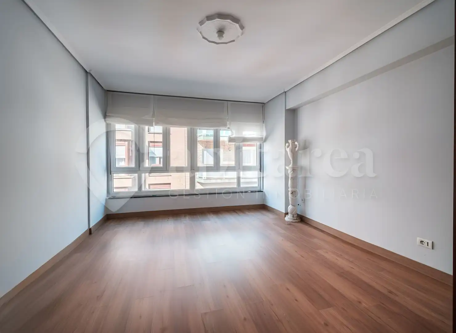 Bedroom of Flat for sale in Santoña  with Heating, Parquet flooring and Balcony