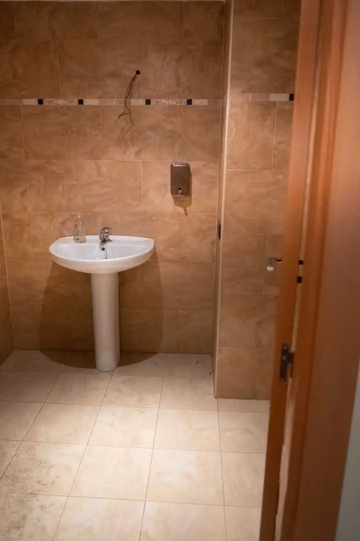 Bathroom of Commercial properties for sale in Zamora Capital   with Air Conditioner