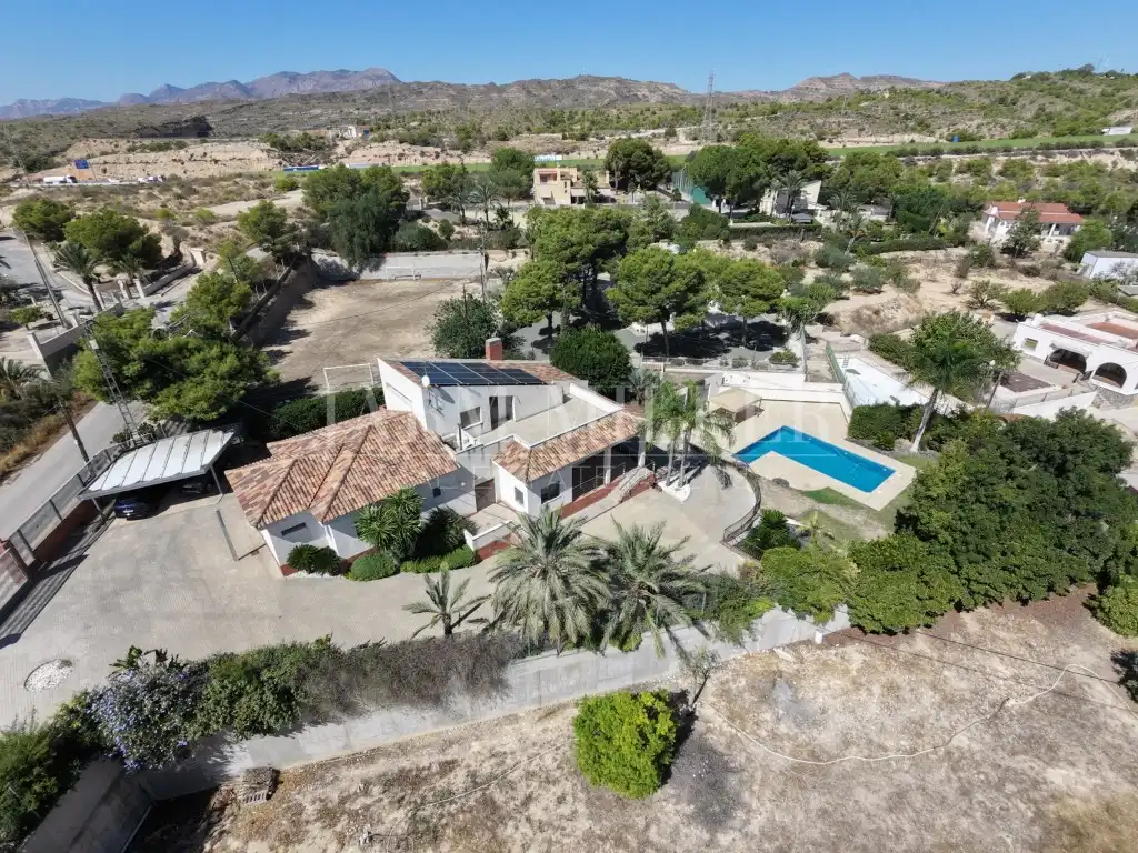 Villa à vendre à Camino Lucerga