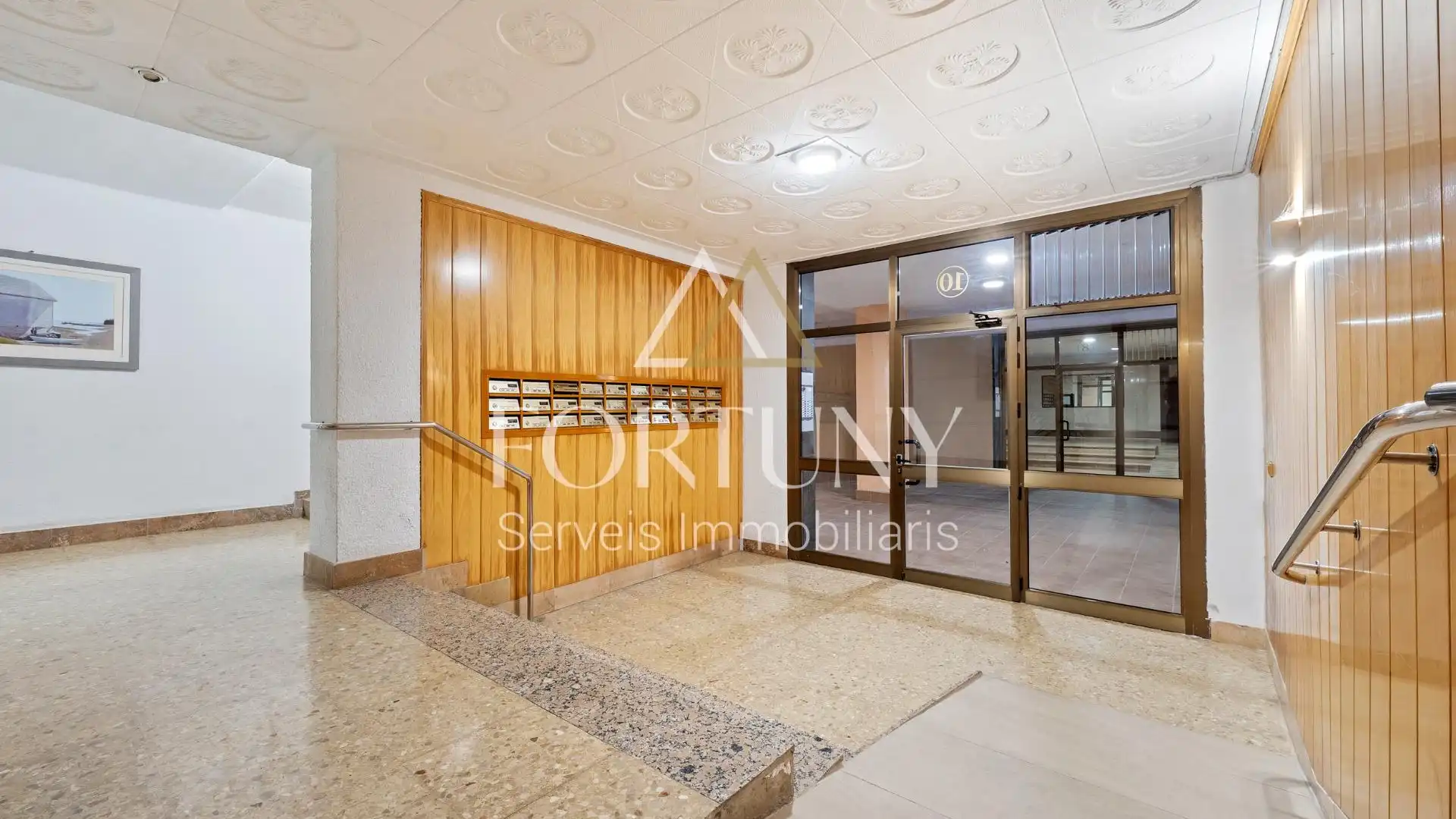 Piso en venta en Calle SARDANA, 10, Centre