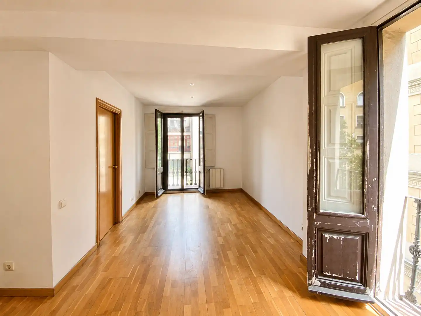 Appartamento con ascensore in vendita a Ciutat Vella, imagen 3